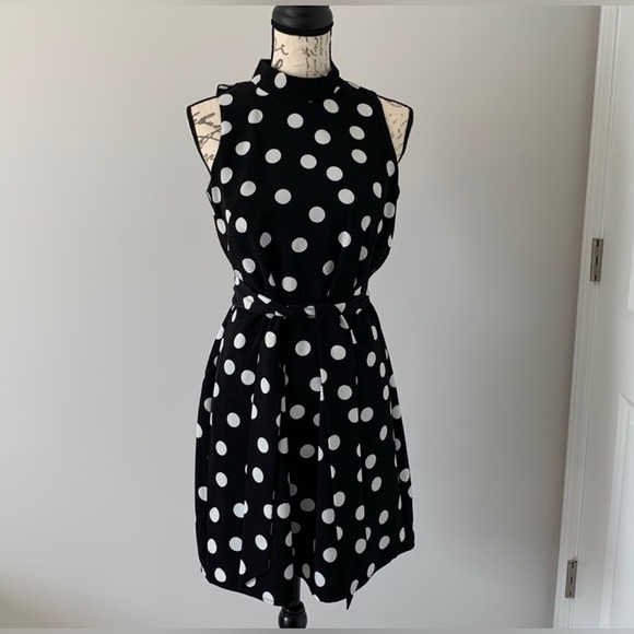 White House Black Market Dresses & Skirts - White House Black Market. Summer polka dot dress. Size 2